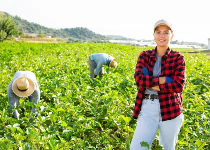 Cultivando el futuro: Guía de financiamiento para jóvenes agricultores